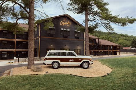 The ozarker lodge - The Ozarker Lodge is a modern and cozy hotel with 102 lodge-style rooms, creek-side hot tubs, fire pits, and outdoor activities. It overlooks the scenic Fall Creek and is near Branson's downtown and …